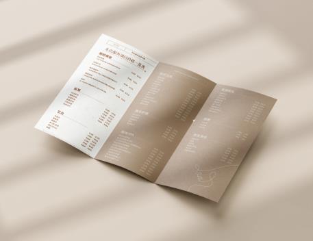 大型折頁印刷廠 - 吉印通自有工廠，設(shè)備先進(jìn)